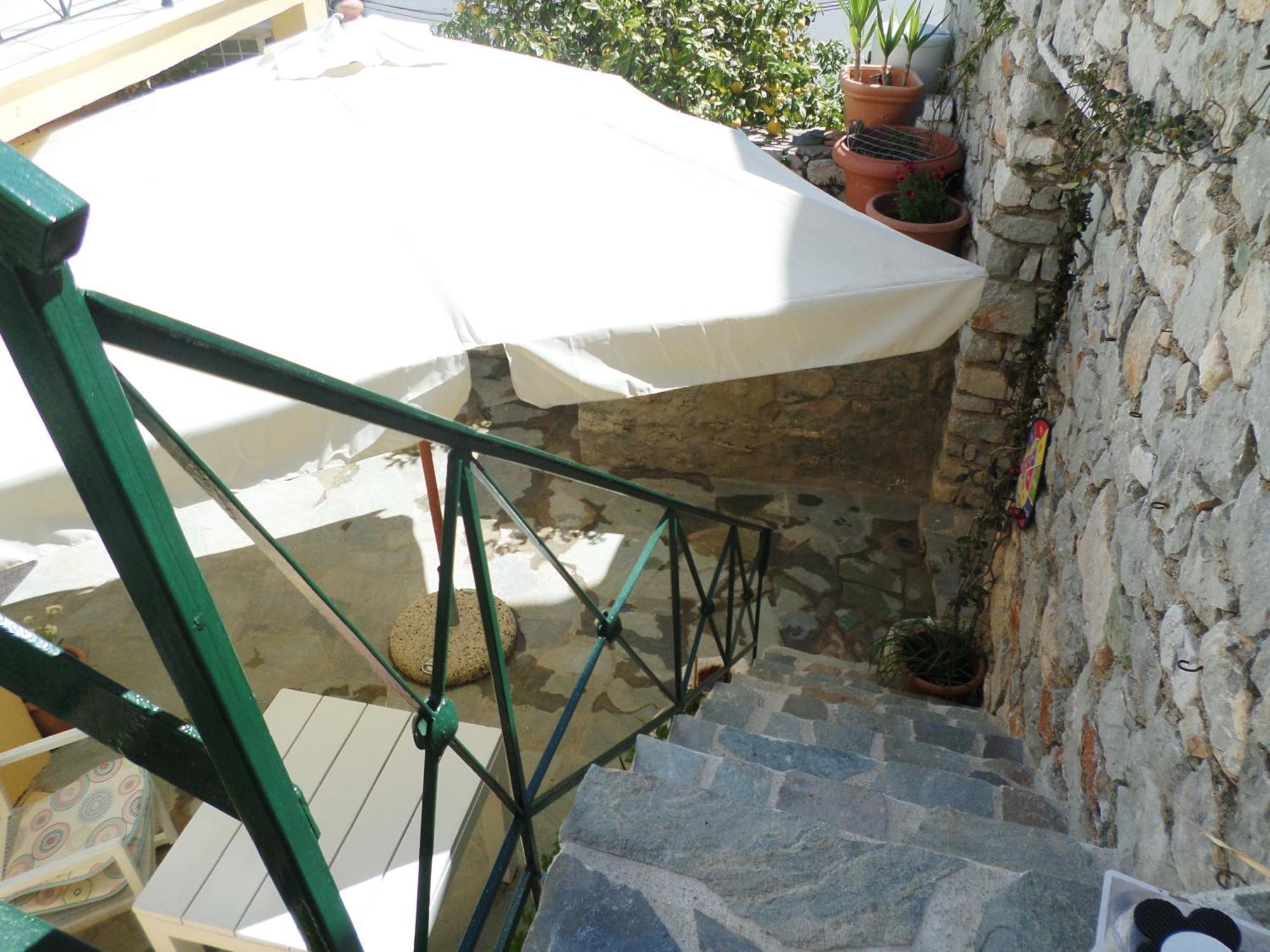 In The Heart Of Hydra Villa Eksteriør bilde